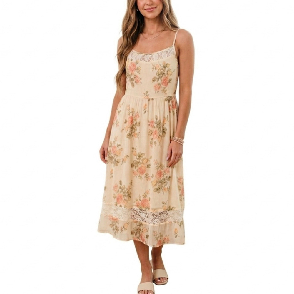 BAND OF GYPSIES Size M Cream and Pink Floral & Lace Dress